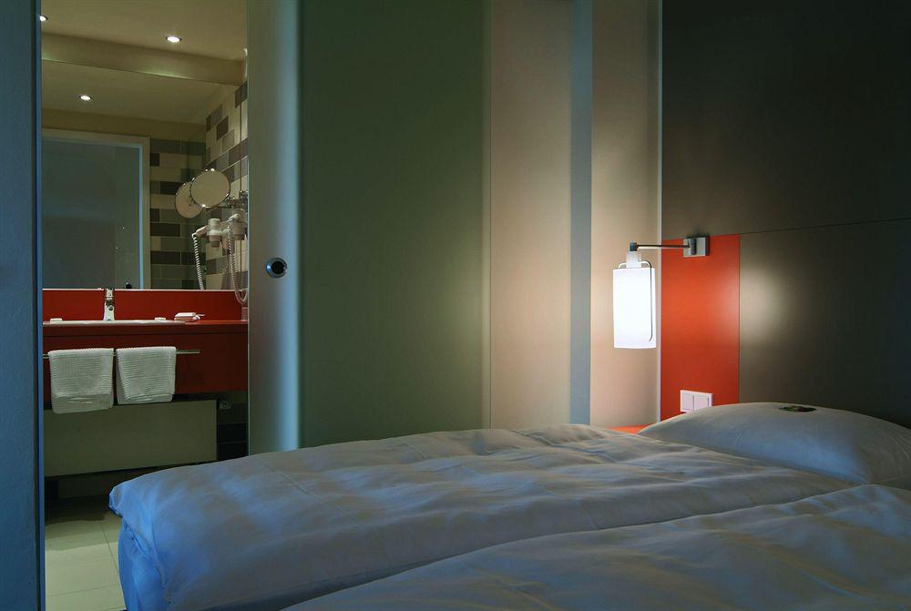 Atlantic Hotel Galopprennbahn BRE Zimmer foto